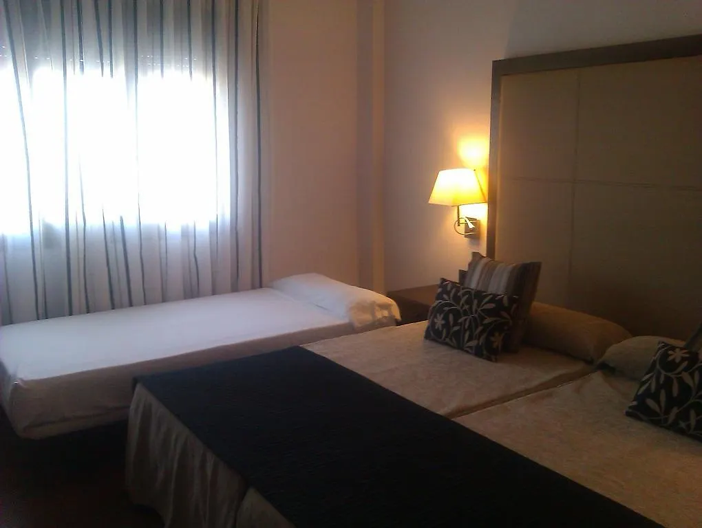 Hotel Hacienda Castellar Villarrubia De Santiago
