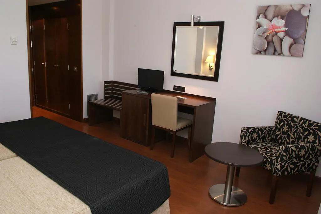 ****  Hotel Hacienda Castellar Villarrubia De Santiago España