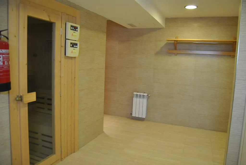 Hotel Hacienda Castellar Villarrubia De Santiago 4*,